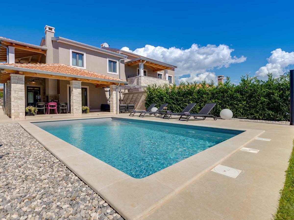 Villa Flora Vabriga Tar-Vabriga Esterno foto