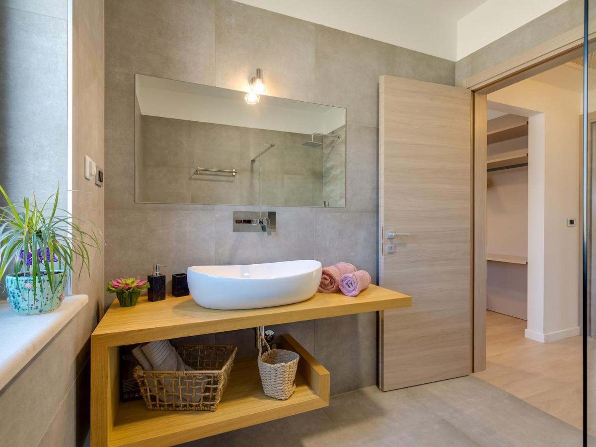 Villa Flora Vabriga Tar-Vabriga Esterno foto