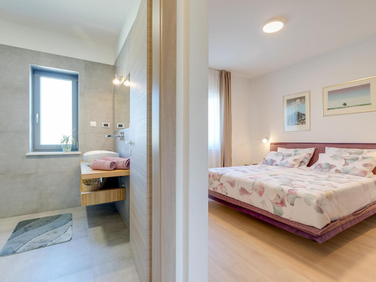 Villa Flora Vabriga Tar-Vabriga Esterno foto